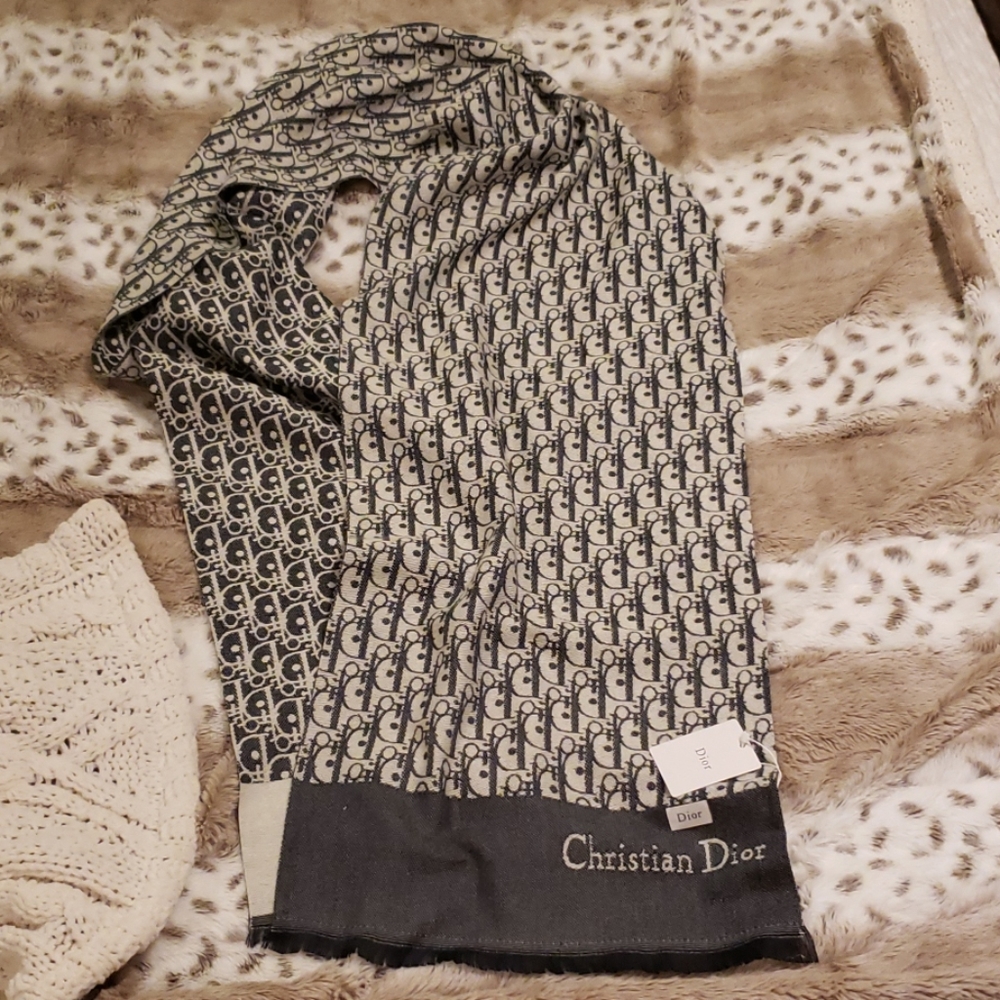 Dior Black and Beige Christian Dior Monogram Wrap Scarf